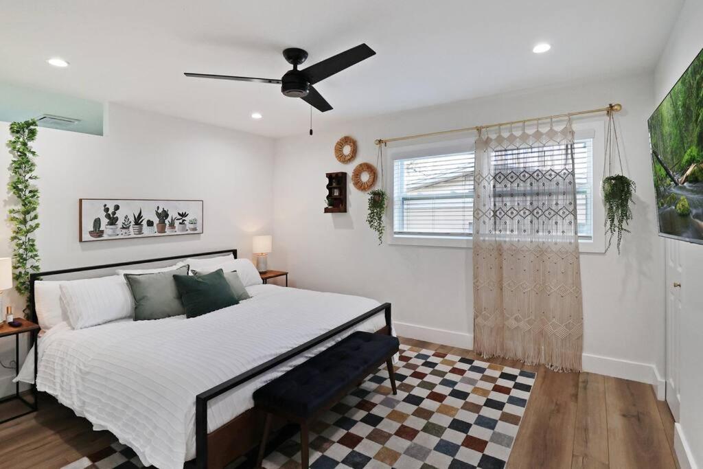 Palm Tree Paradise Tampa Pool Home 外观 照片