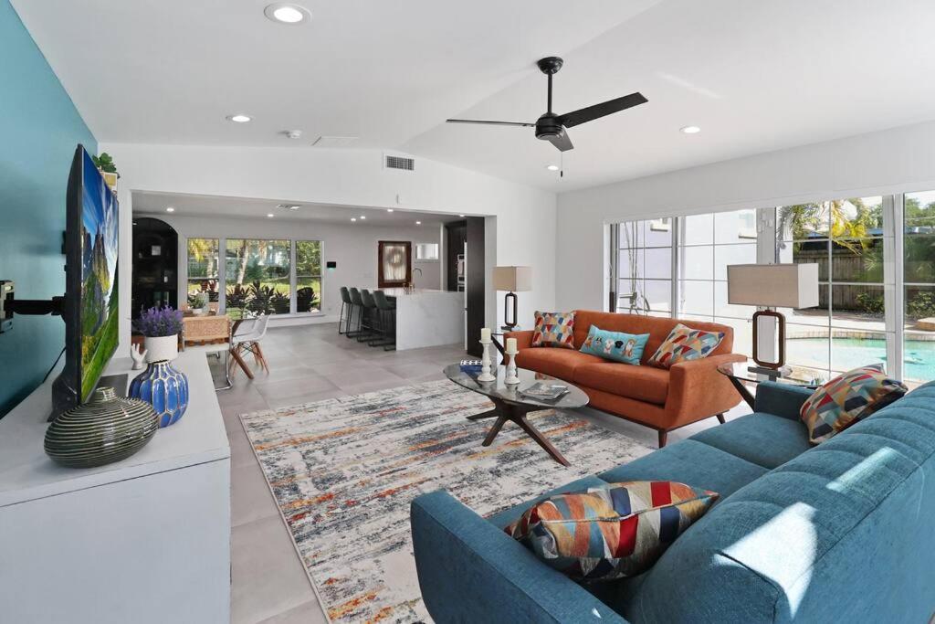 Palm Tree Paradise Tampa Pool Home 外观 照片
